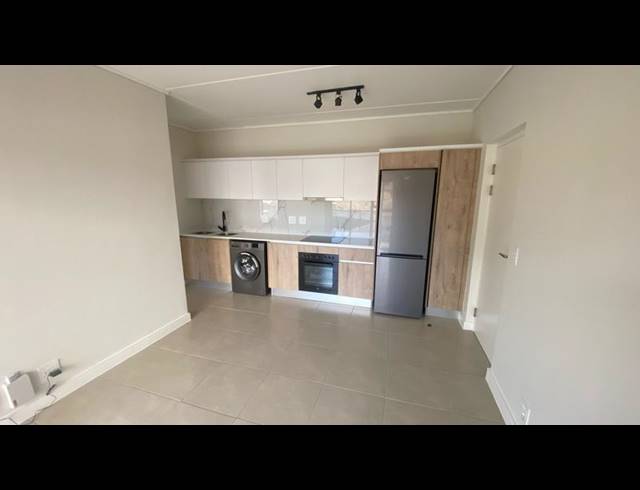 1 BEDROOM PROPERTY TO RENT IN RICHWOOD